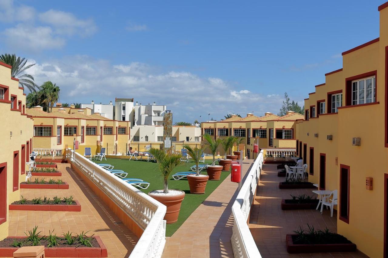 Apartamentos Maxorata Beach Коралео Екстериор снимка