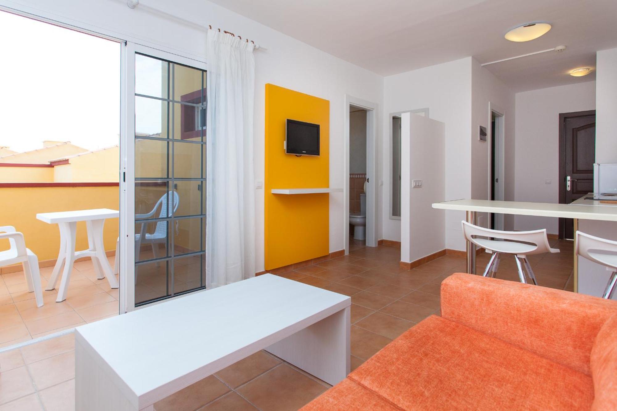 Apartamentos Maxorata Beach Коралео Екстериор снимка