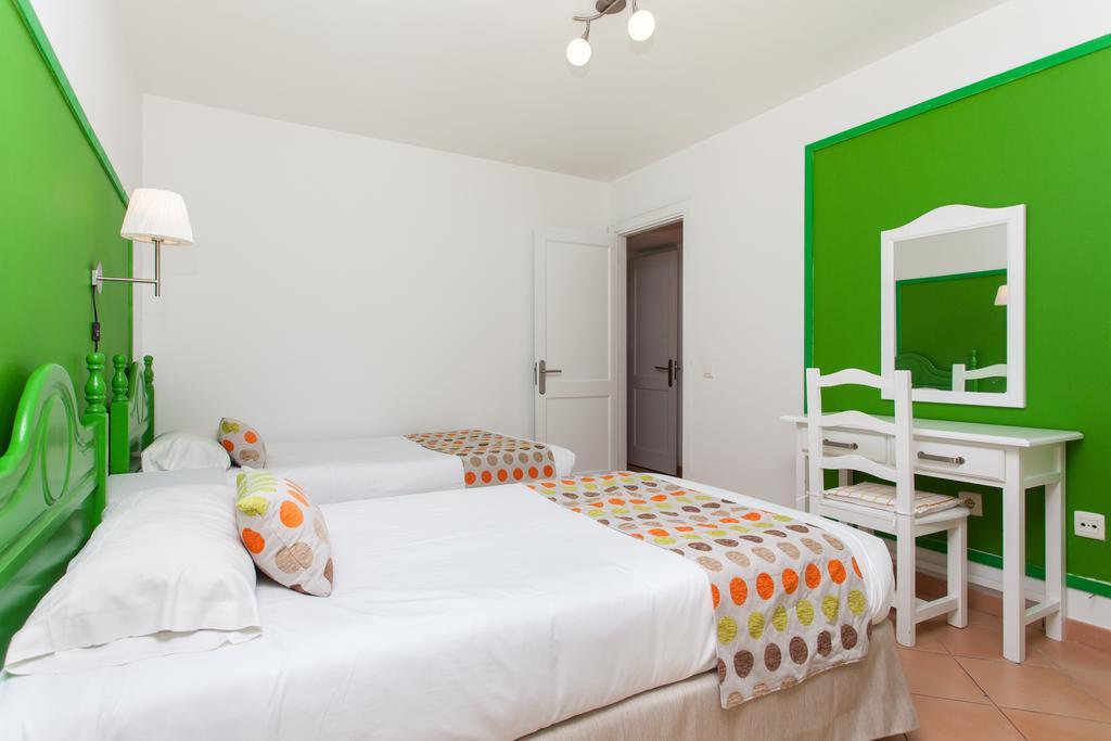 Apartamentos Maxorata Beach Коралео Екстериор снимка
