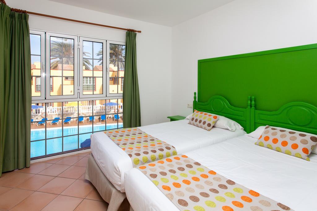Apartamentos Maxorata Beach Коралео Екстериор снимка