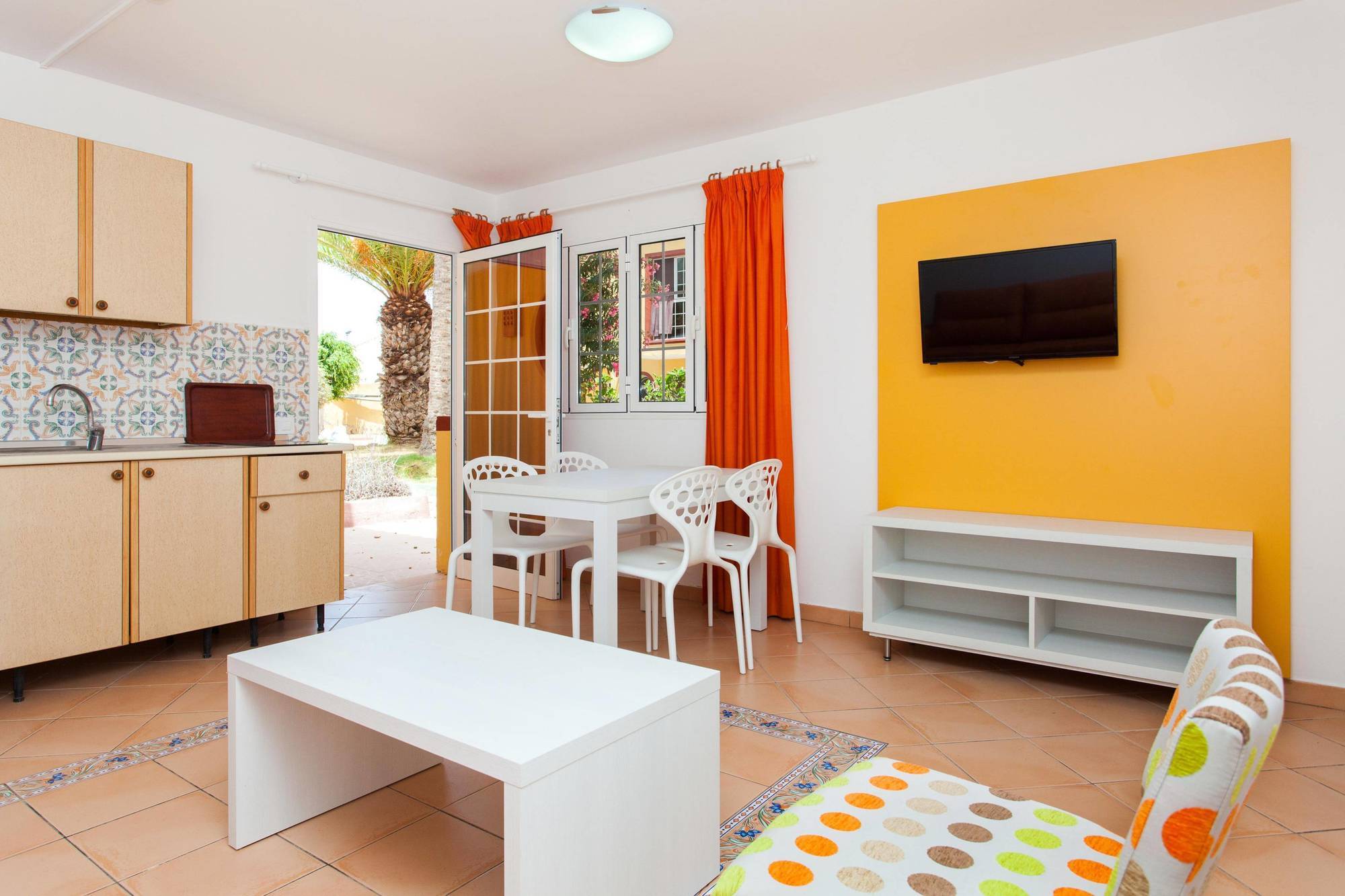 Apartamentos Maxorata Beach Коралео Екстериор снимка