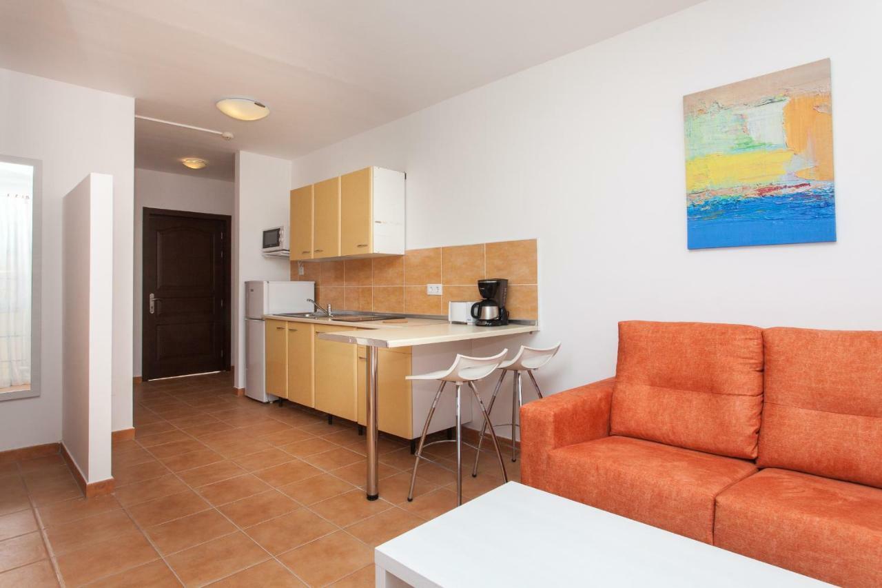 Apartamentos Maxorata Beach Коралео Екстериор снимка