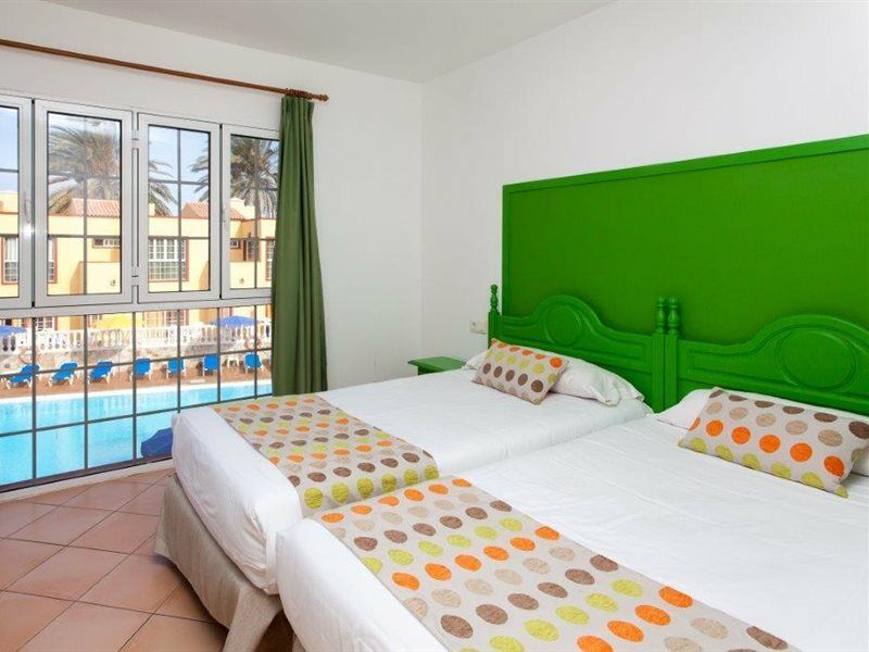 Apartamentos Maxorata Beach Коралео Екстериор снимка